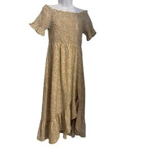 Sunland 17 NWOT Smocked Beige Flowy Floral Women's Large on/off shoulder dress